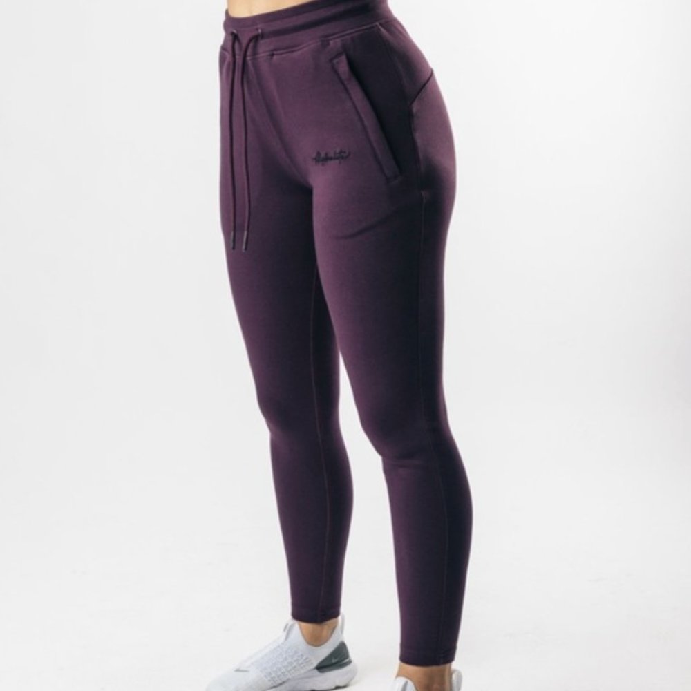 Alphalete Essential Jogger Raven Size Small